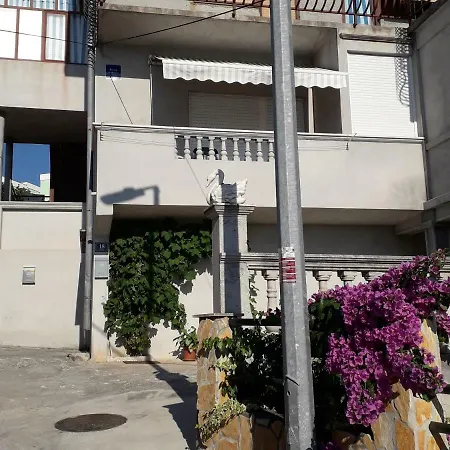 Apartman Ivana *